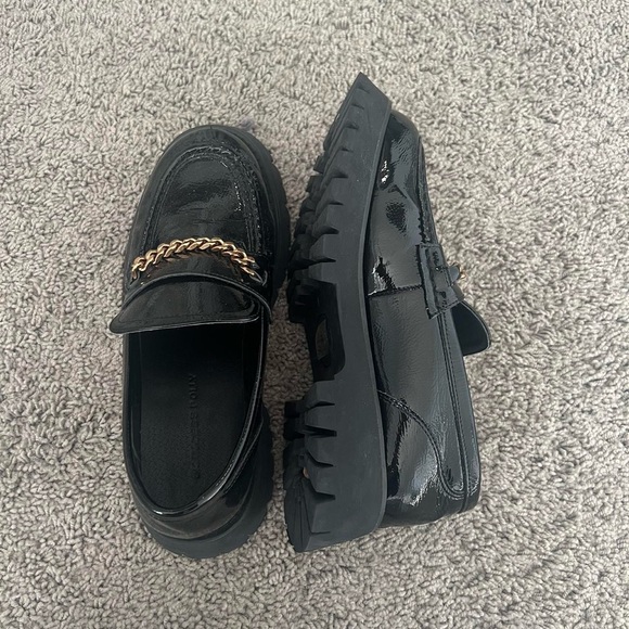 Princess Polly Loafers - Picture 1 of 3